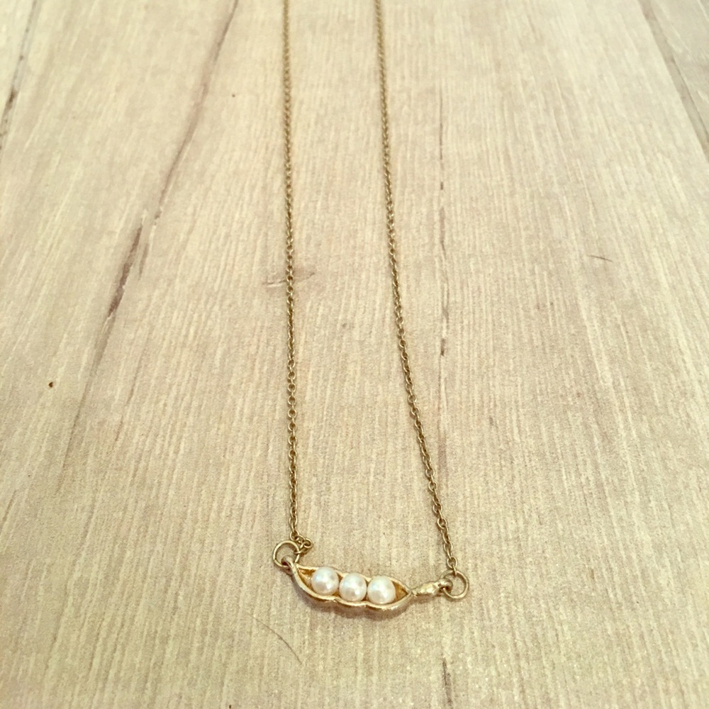 3 Peas in a Pod Necklace
